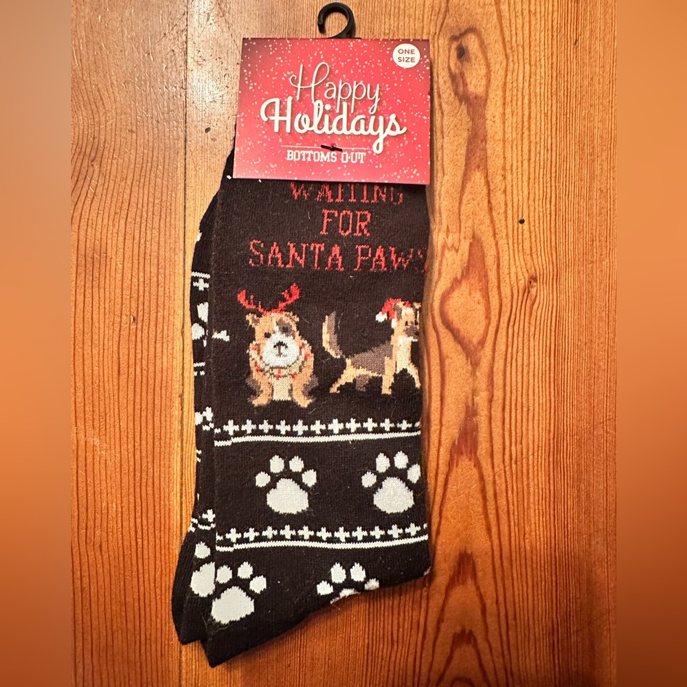 Holiday socks paw prints dogs waiting for Santa paws 1 pair one size